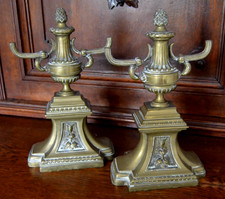 2 Feuerböcke Kaminhunde