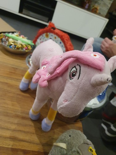 Mia and kuscheltier einhorn - kuscheltier,