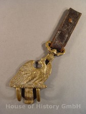 68593, Preußen Trommelhaken mit Lederschlaufe, vergoldeter Adler, Lederschlaufe