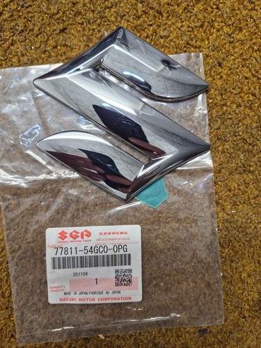 Genuine oem suzuki chrome - chrome, s