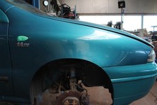 Kotflügel Rechts Fiat Bravo 1.4 12V 182 Farbe Grün-met 391/A Limousine