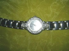  Armbanduhr silberfarben