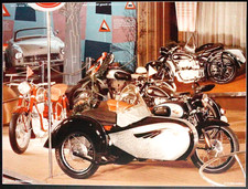 Simson-/AWO-Messestand, Frühjahrsmesse 1957, Druck 2006, ca. 30x40cm