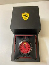 Ferrari Armbanduhr rot Gummi