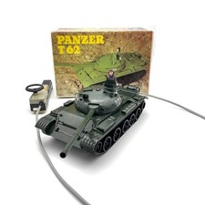 DDR Spielzeugpanzer mit Fernsteuerung "T 62"