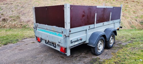 Pkw transport - transport, u