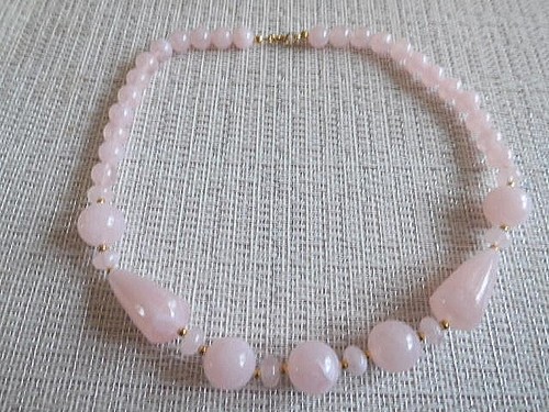 Perlenkette - (04493-04496)),