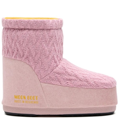 Moon boot guest - boot, residence
