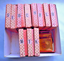 Konvolut alte Wäscheschablonen,375 Stück , Stickschablonen,  Kupferblech