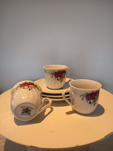 Espresso tassen und teller - espresso,