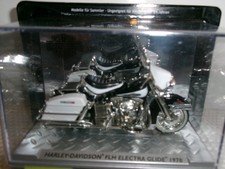 Harley Davidson FLH Electra Glide 1970  - Weiss Schwarz  Topmodell  1:24 Altaya