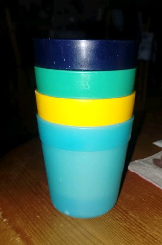 Tupperware stück - 4,