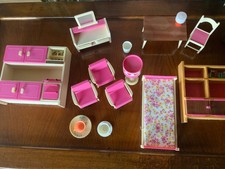 Barbie Esszimmer Küche Bett Sitzgruppe  70er Tisch Stühle