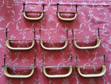 8x alte Griffe Schubladengriffe Kommode Schrank Messing verm. Bakelit Bodenfund 