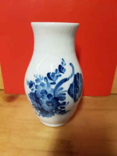 Royal copenhagen blaue blume - copenhagen,