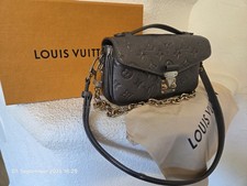 Louis Vuitton Metis East West