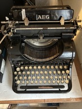AEG Schreibmaschine Retro