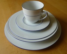 Porzellan-Service für 11