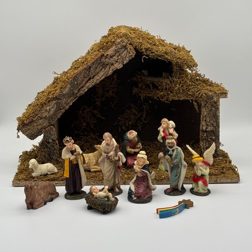 Weihnachtskrippe aus holz mit - weihnachtskrippe,