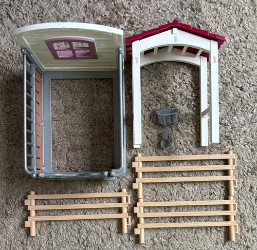 Schleich horse stall