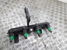 Peugeot 106 Einspritzdüse 0280156025 Einspritzleiste 9628982980 Bj.2001