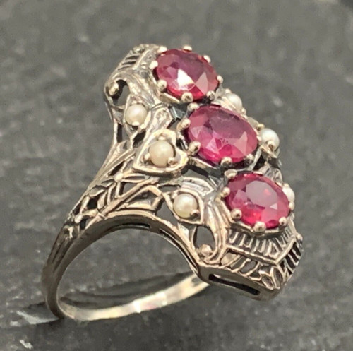 Ring rubin perle - &,