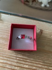 Ring Gr 10 Edelstahl Mit Roten