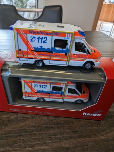 Herpa rtw rettungswagen - 2,