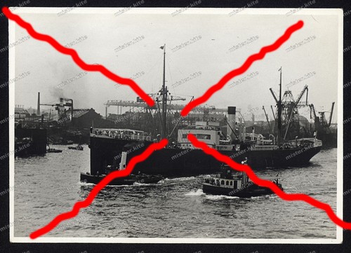 Foto-Hamburg-Hafen-Fracht-Schi