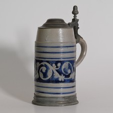 Antik geritzt Bierkrug