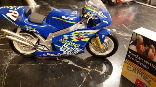 Motorrad modell suzuki rgv - modell,