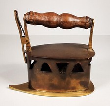 Antik Bügeleisen, Kohleneisen, MESSING, Holzgriff, Iron, #B538