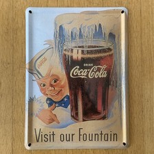 Blechschild Coca Cola „Visit our Fountain“ *gewölbt* Nostalgie 50ies