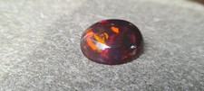 Edelopal Äthiopien Schwarzer Opal Cabochon 36,4ct Farbspiel Rot Orange Gelb Grün
