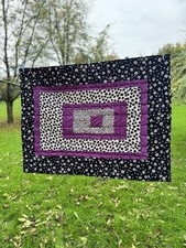 Quilt Decke „Lila Viereck im Garten verrutscht“ Selbstgenäht Baumwollstoffe