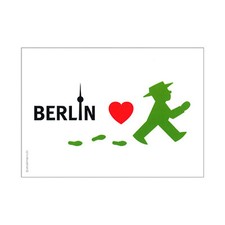 Postkarte Postmann Berlin mit Herz, Geher Ampelmann