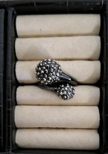 Ring - Damenring schwarz glitzernd