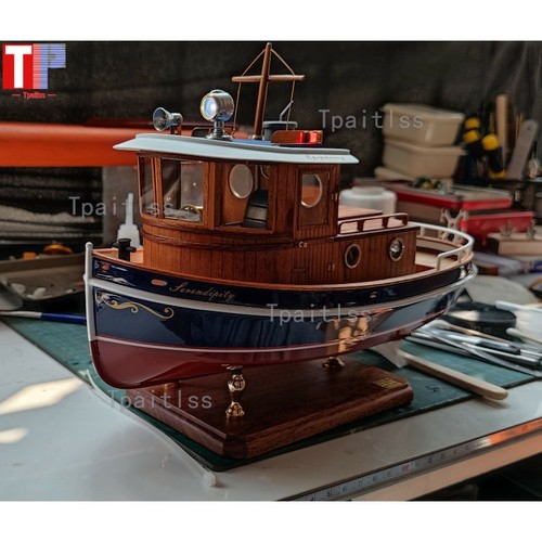 Micro tug 273mm holz - 1:18,