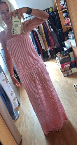 Rückenfreies maxi kleid - rückenfreies, maxi-kleid