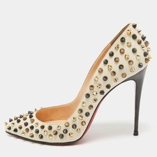 Christian Louboutin Pumps