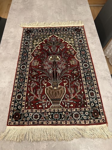 Teppich aus kaschmir und - teppich,