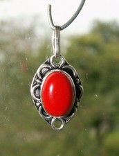 ROTE KORALLE   Edelstein