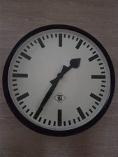 TN Industrielle Wanduhr