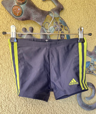 ?Adidas Jungen Schwimmhose Badehose Elastischer Bund  Größe 128 Neu!