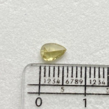 Grüner Natürlicher Diamant
