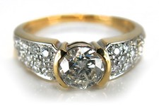 Ring Brillant ca 0,86 ct + 24
