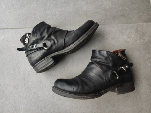 Black leather - a.s.98,