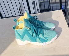 sneakers Reebok Kamikaze II