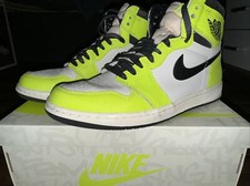 Jordan 1 high og Visionaire (42,5)