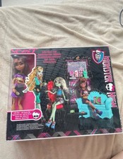 MONSTER HIGH FIGUR 2008, CAFE